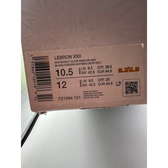 Nike LeBron 22 “Crown Jewel” size 10.5 men’s - Picture 7 of 7